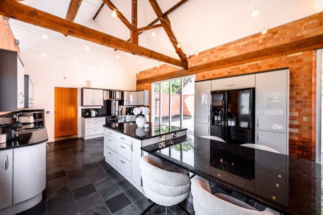 The Coach House, Tatenhill Common, Burton-on-trent photo 2