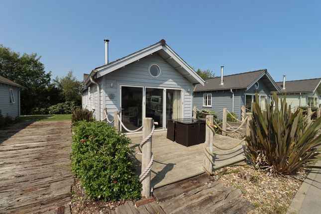 2-bed caravan on 11, Blue Anchor Road, Filey, £170,000
