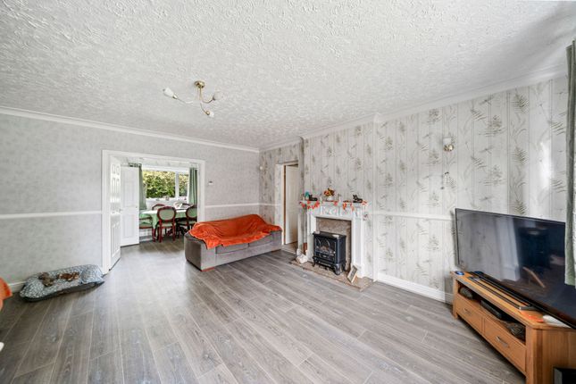 11 Lambley Close, Leigh photo 4