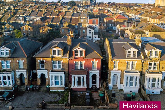 686, Lordship Lane, N22 photo 2