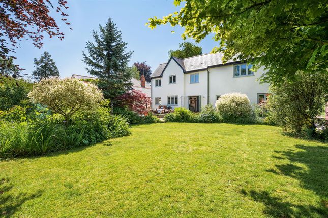 Thumbnail Detached house for sale in Greys Road, Henley-On-Thames