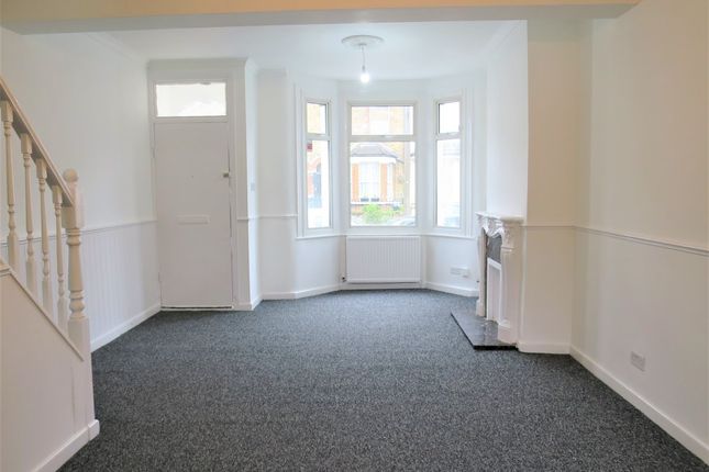 49, King Edwards Road, En3 photo 2