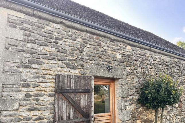 Barn conversion for sale in Conde-Sur-Sarthe, Basse-Normandie, 61250, France
