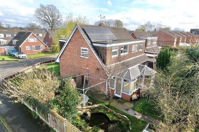 2 Cameron Avenue, Crewe photo 4