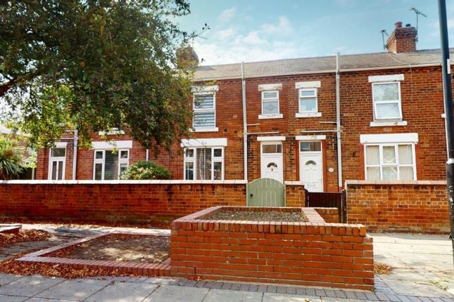 Terraced house to rent in Senior Road, Hexthorpe, Doncaster