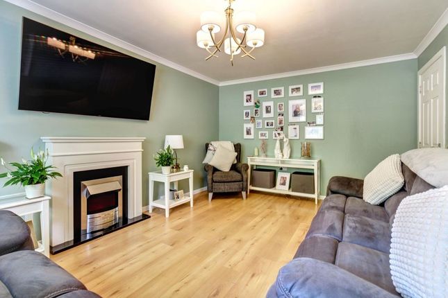 18, Levenbank Terrace, Jamestown photo 2