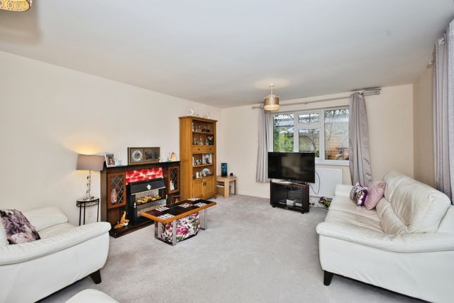 1, Harbourne Close, Burnham-on-Sea photo 4