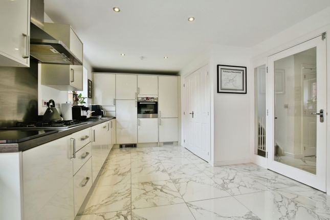 10, Waterwheel Way, Macclesfield photo 4