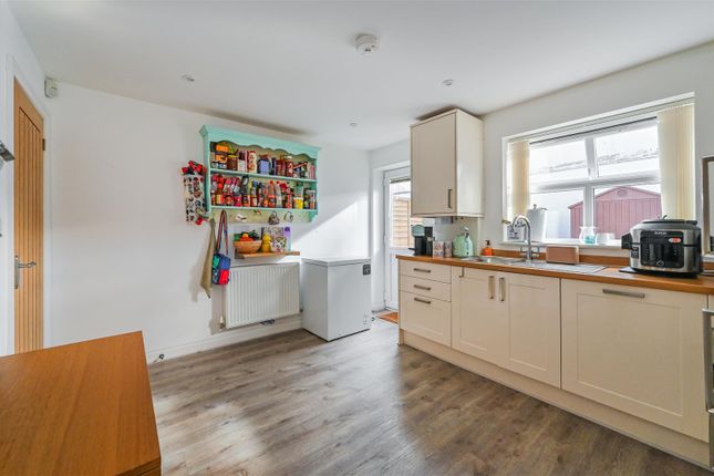 Kitchen.Jpg