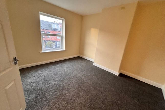 Ashton Mount, Leeds photo 3