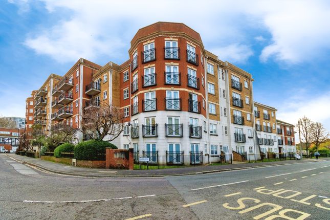 Flat for sale in Parkview, 5 Handel Road, Southampton, Hampshire