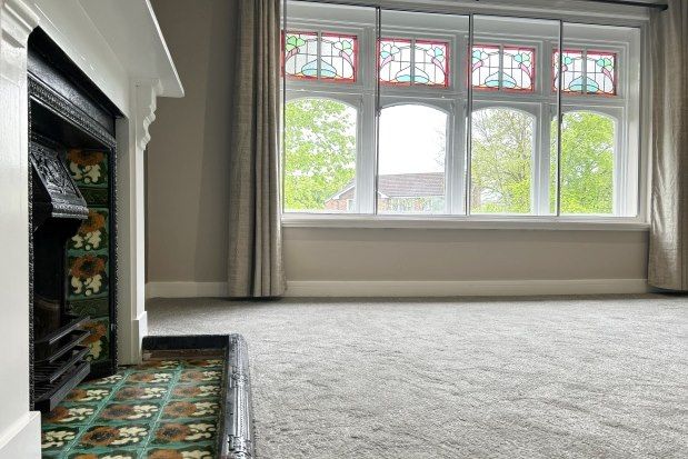 Thumbnail Flat to rent in Worsley Road, Manchester