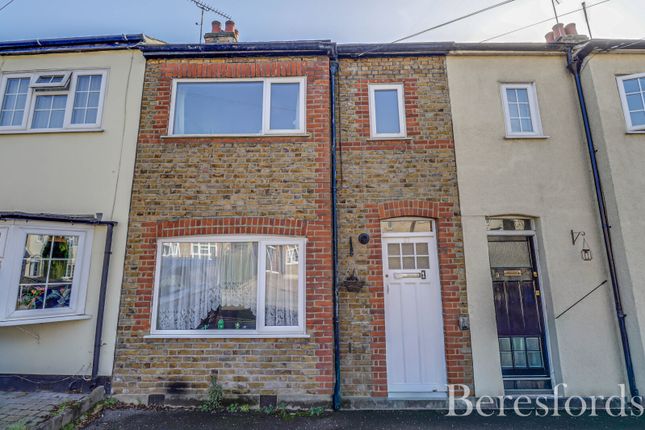 2-bed house on 37, Kings Chase, Essex, £375,000