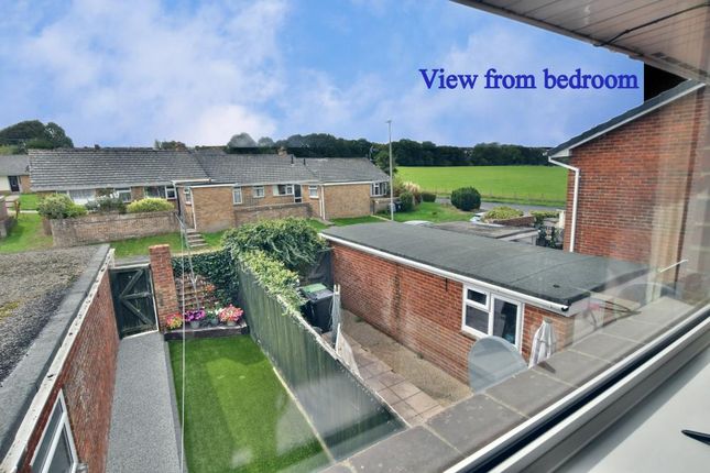 6, Candys Close, Corfe Mullen photo 2