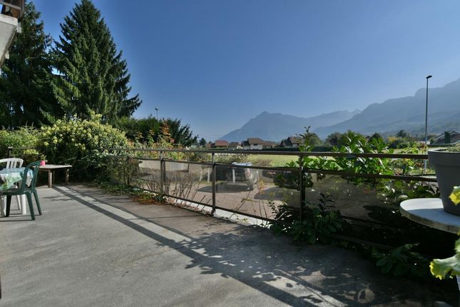 Property for sale in Rhône-Alpes, Haute-Savoie, La Roche-Sur-Foron