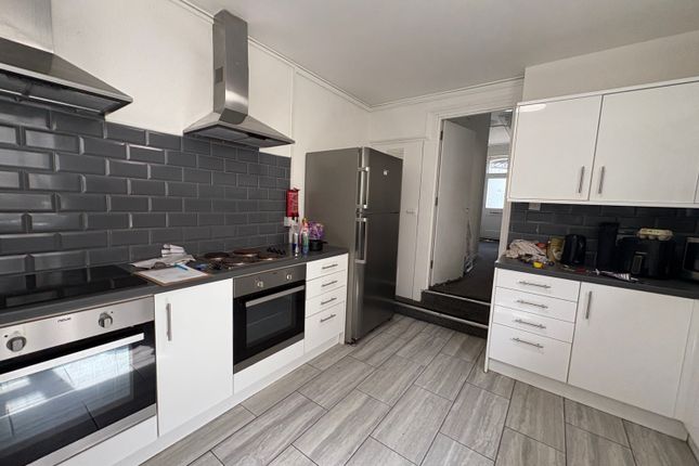 45, Colum Road, Cardiff photo 5