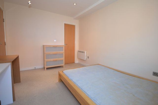 206, Sheffield photo 5