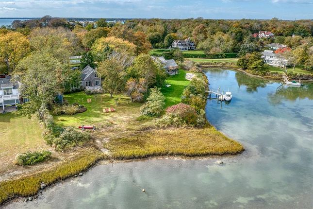Property for sale in 3 Seagull Road In Shelter Island, Shelter Island, New York, United States Of America
