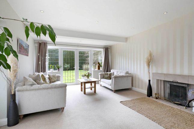 Arden, Weedon Hill, Amersham photo 4