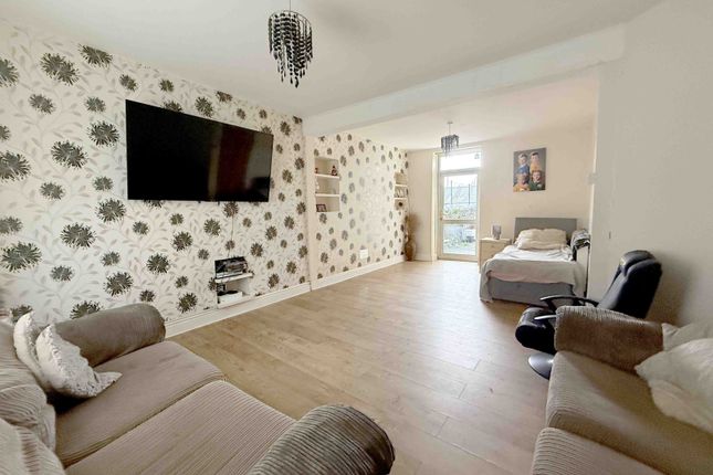 1 Brighton Road, Gorseinon, Swansea photo 2