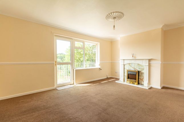 15, Rydal Avenue, Shipley photo 2