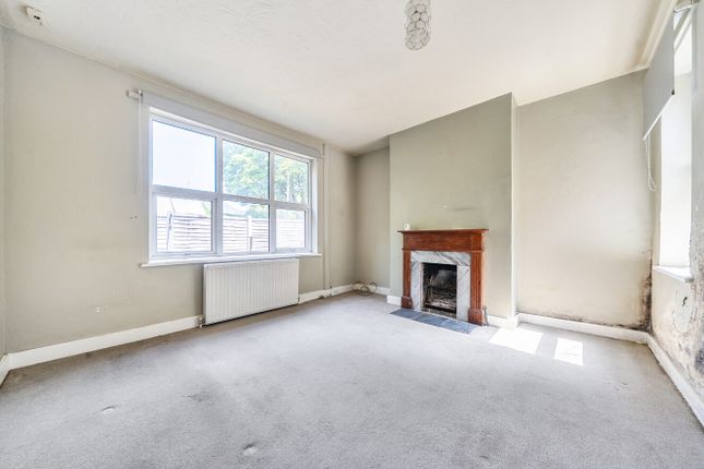25, Bramshill Close, Reading photo 2