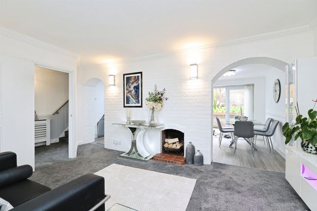 228, Prestwick Road, Watford photo 3
