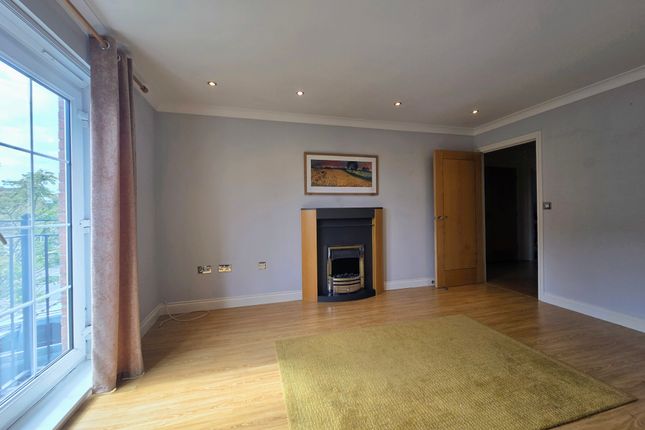 5, Cornwall Avenue, Chorley photo 2
