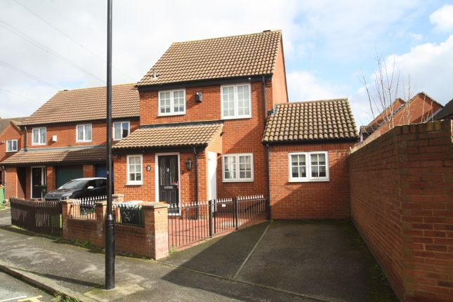 Thumbnail Link-detached house for sale in Linton Gardens, Beckton, London