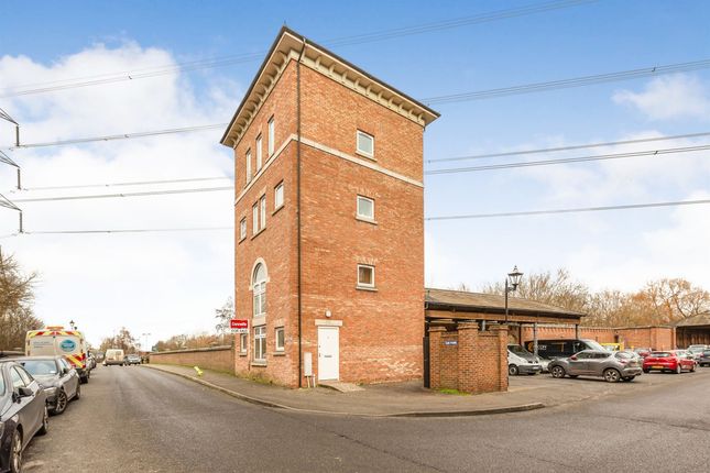 Flat for sale in Trenchard Street, Aylesbury