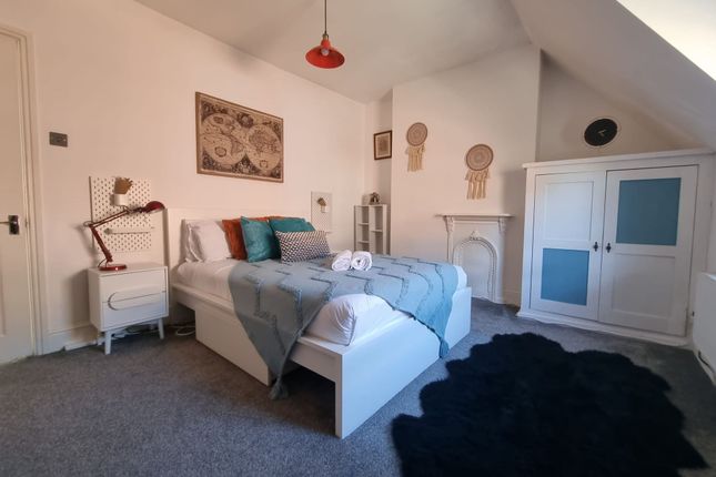 Flat 3, 1 Hunter Street, Cardiff photo 2