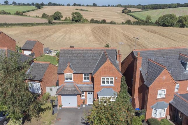 Thumbnail Property for sale in Charingworth Drive, Hatton Park, Warwick