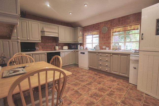17, Hatley Road, Sandy photo 3