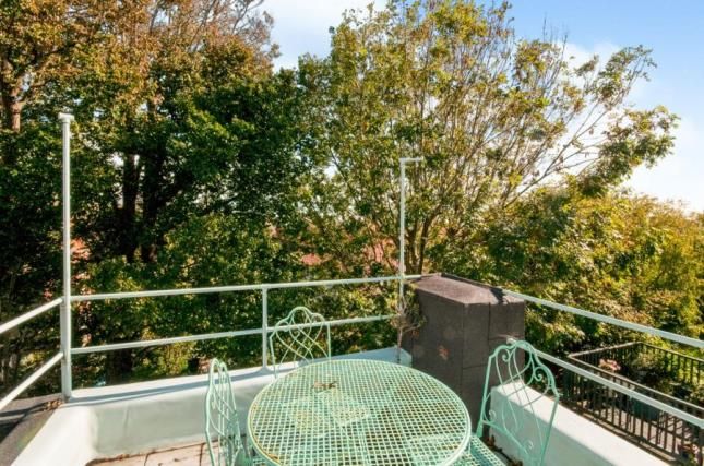 2 Bed Maisonette For Sale In Queens Park Road Brighton East Sussex Bn2 Zoopla