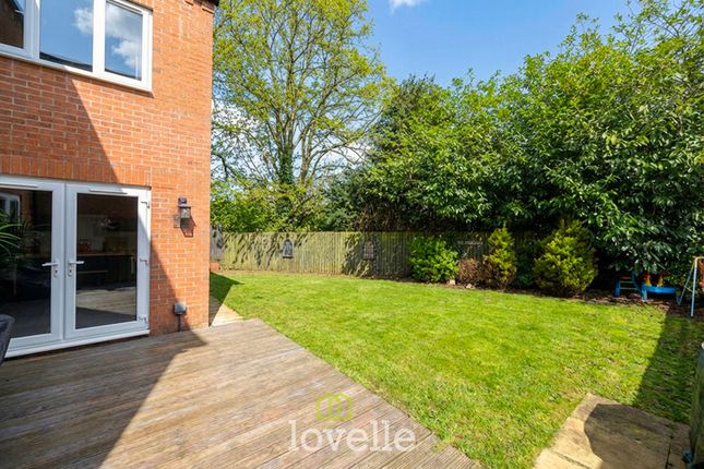6 Kristen Turton Close, Grimsby photo 4