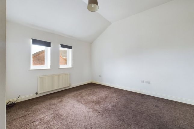 Flat for sale in Mildenhall Way, Kingsway, Gloucester, Gloucestershire