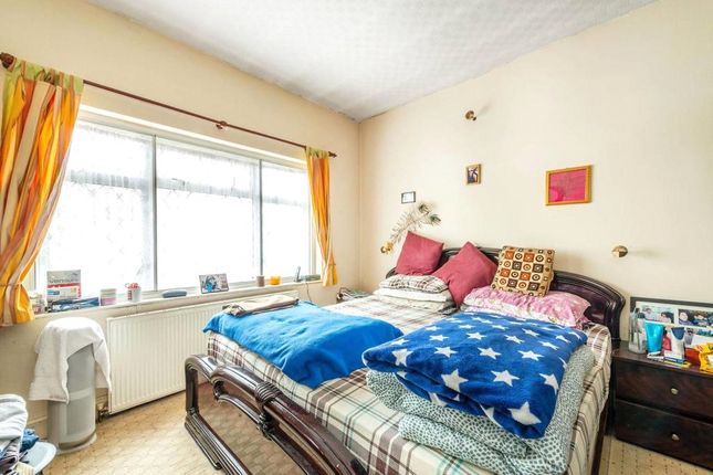 58, Tiverton Road, Greater London photo 3