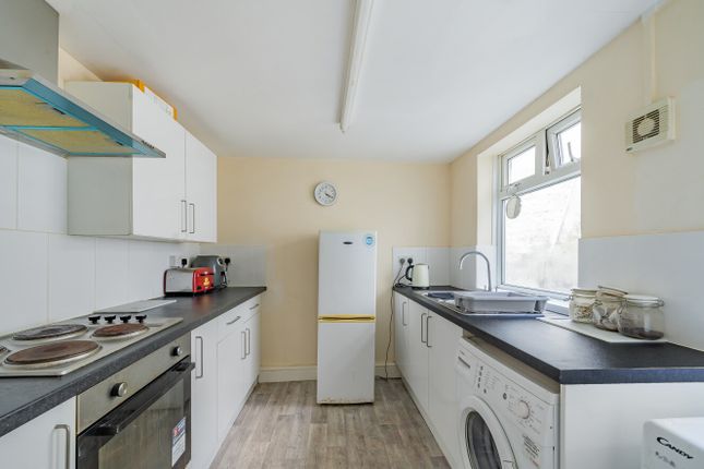 48B, Bolton Street, Devon photo 2