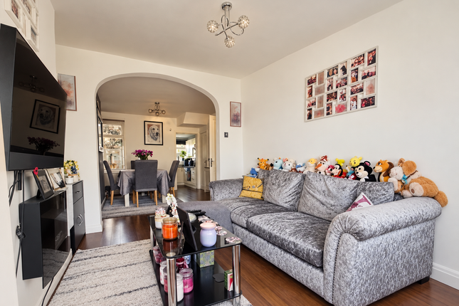 71, Penhill Road, Lancing photo 3