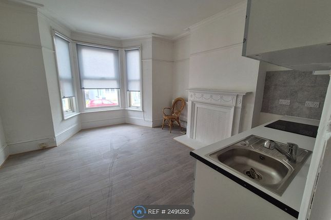 Thumbnail Flat to rent in St Pauls Rd, Margate