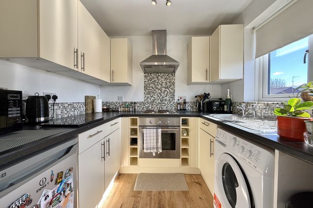 31 Dalton House,, John Williams Close, London photo 4