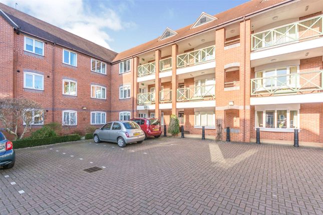 Thumbnail Flat for sale in Deerhurst Court, Solihull, West Midlands