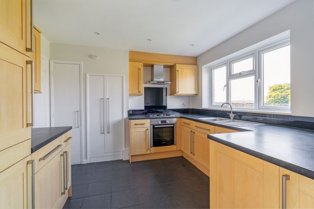Detached house to rent in Telston Close, Bourne End