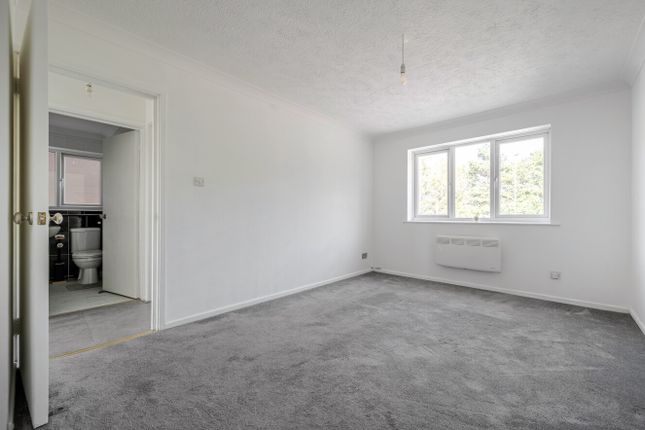 Flat 4 Salisbury House,, Goring Street, Worthing photo 4