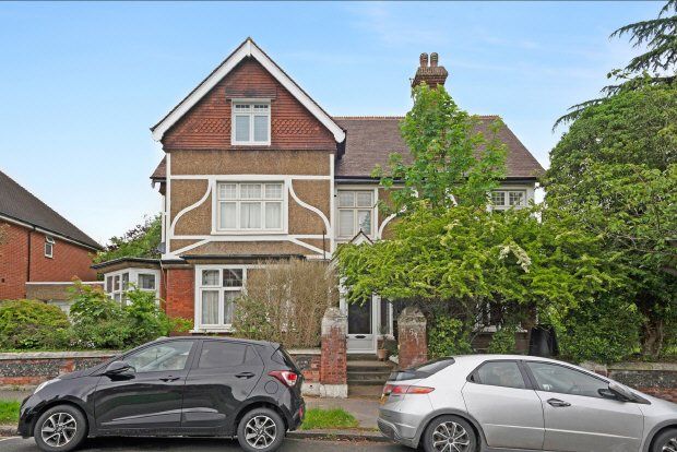 Thumbnail Flat to rent in Croham Park Avenue, South Croydon