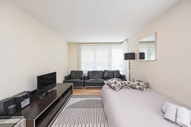 Thumbnail Flat to rent in High Timber Street, City, London