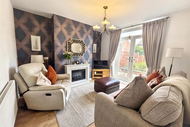 189, Warrington Road, Leigh photo 2