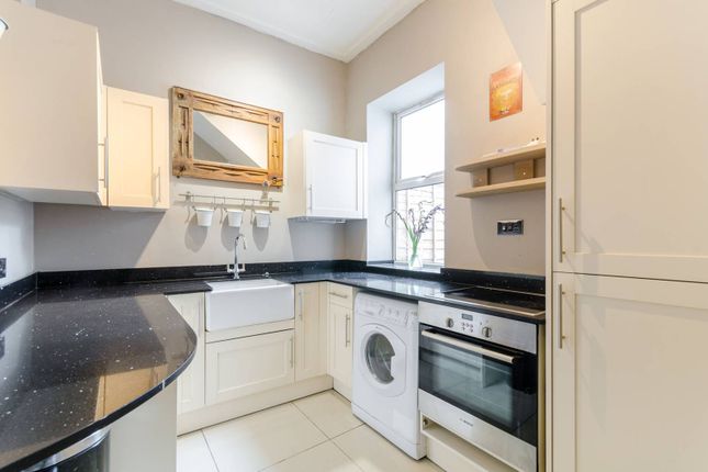 Thumbnail Flat to rent in Merton Road, West Hill, London