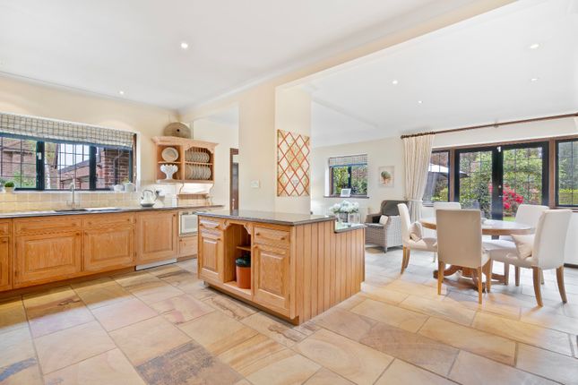 Heath Edge, 48, Llanvair Drive, Berkshire photo 4