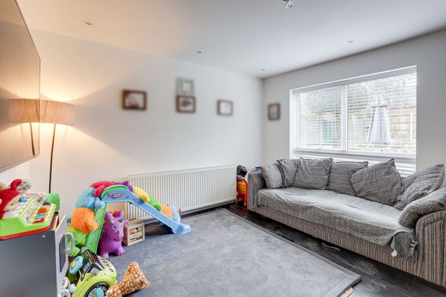 94 Grangewood Road, Nottingham photo 4
